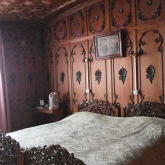 Raja's Rose Houseboat, Srinagar 2